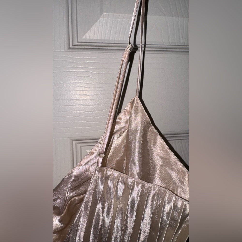 Elegant Metallic Pleated Maxi Dress, BEAUTIFUL, SP, Vintage - Picture 6 of 8